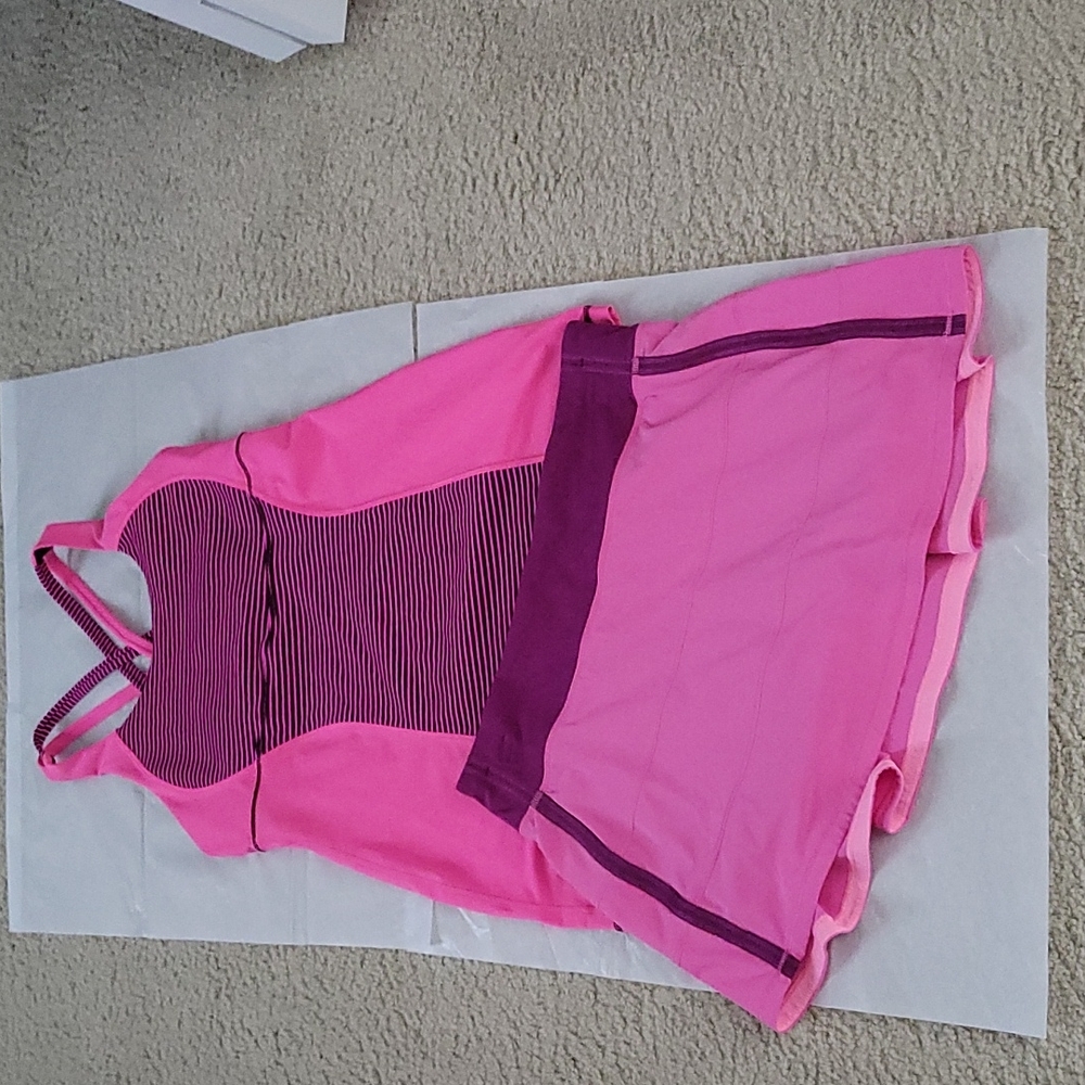 Lululemon Full tennis outfit Skirt Sz6 Top Sz8